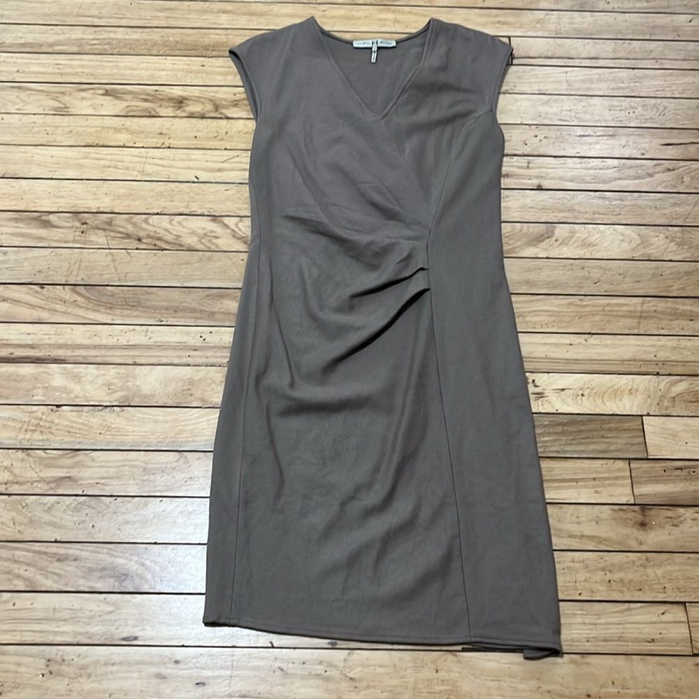 Halston Heritage Wool Shift Dress 2 Beige Tan V Neck Sleeveless Preppy Work 2